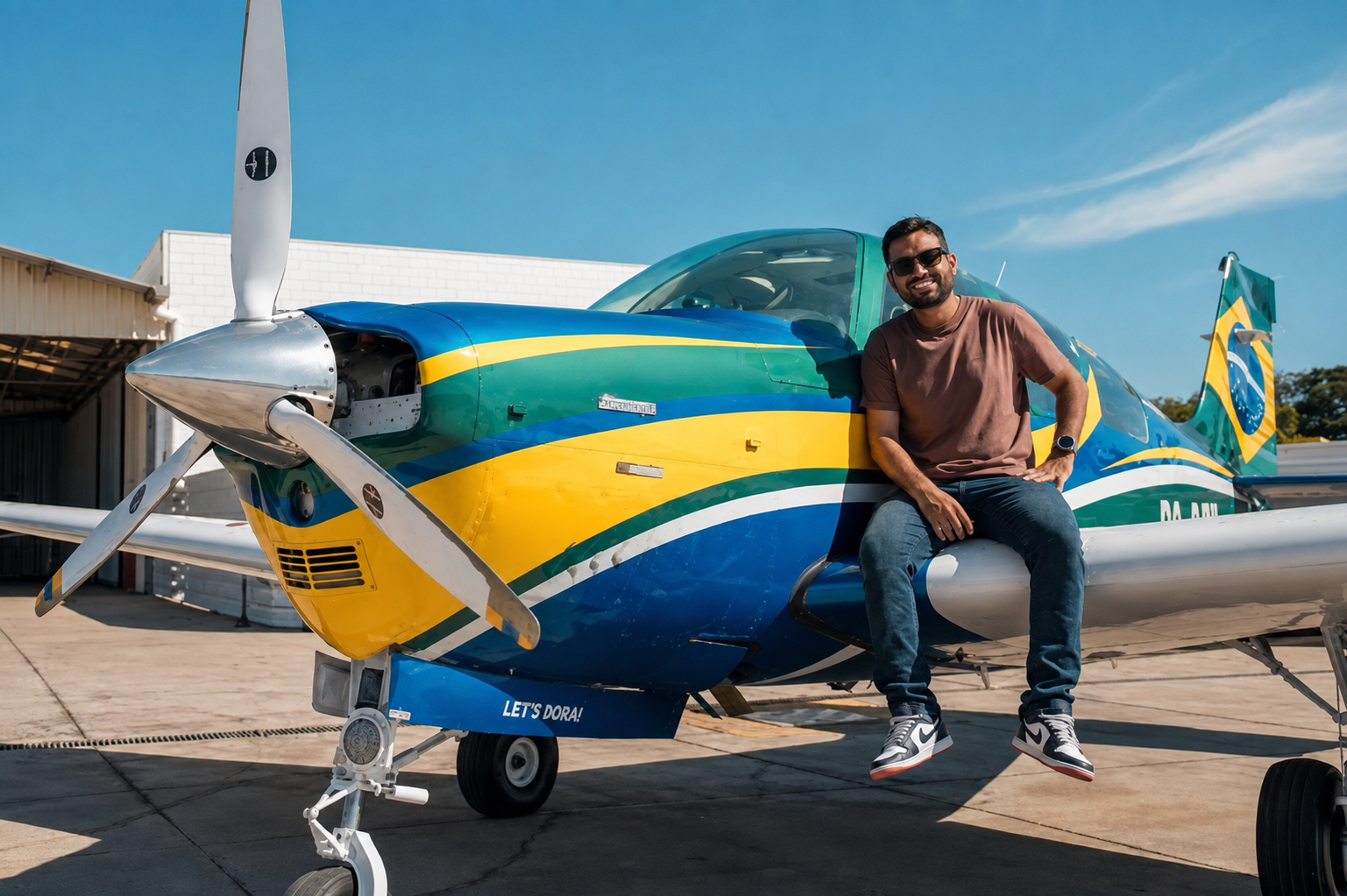 Piloto brasileiro dará a volta ao mundo em monomotor por mais de 50 países com apoio da Breitling